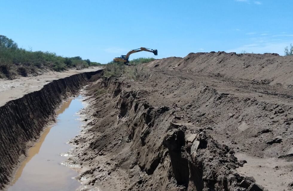Trabajan en los cauces aluvionales del Sur mendocino