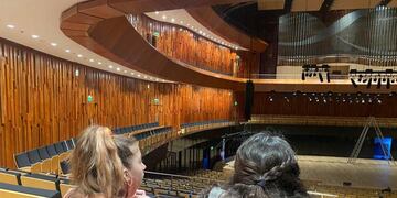 La delegación de escuelas experimentales de Ushuaia visitó el Centro Cultural Kirchner