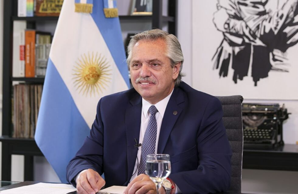 Alberto Fernández llega a Catamarca para participar en la reunión de los Gobernadores del Norte Grande