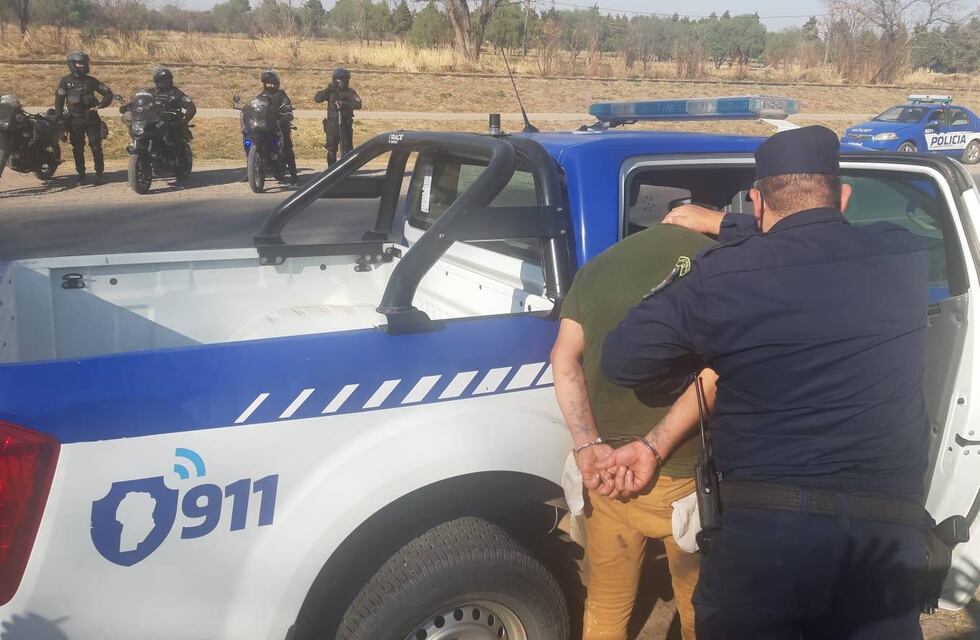 Inseguridad en Córdoba: tras un tiroteo, la Policía detuvo a cuatro ladrones que intentaban huir