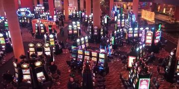 La denuncia se refiere a un episodio ocurrido el 1° de mayo de 2016 en la sala de juegos.