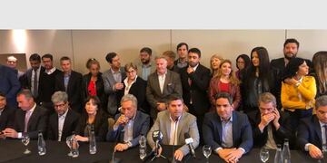 La oposición sanjuanina unida contra la modificación del Código Electoral local.