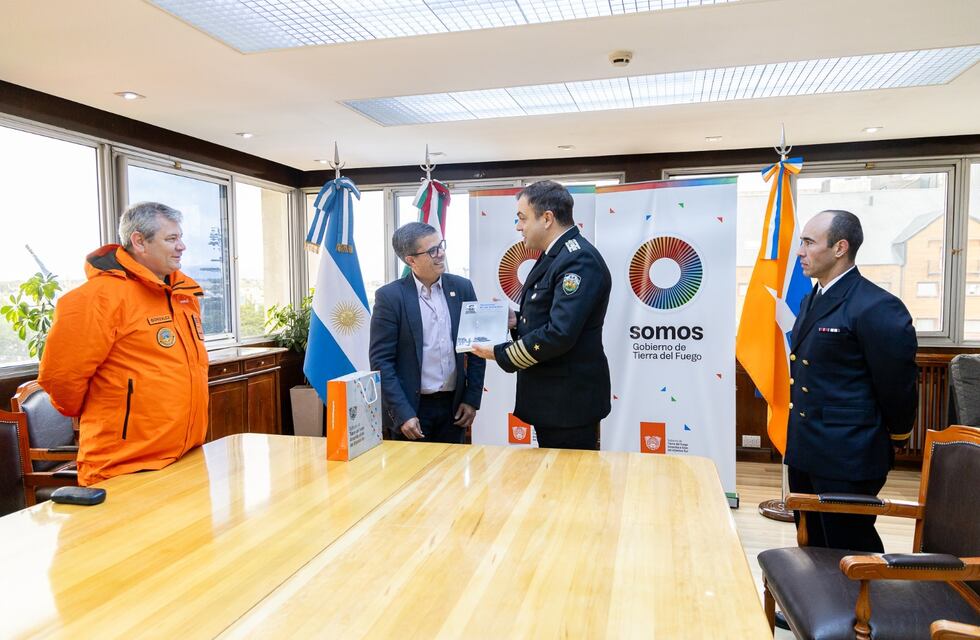 Bulgaria elige a Ushuaia como sostén logístico para su actividad Antártica