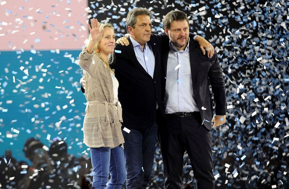 En el Luna Park, Massa pronosticó el balotaje para Santoro, el candidato de UP a jefe de gobierno porteño