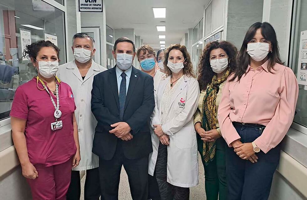 Prematuro extremo: Medina Ruiz visitó al bebé internado en terapia intensiva