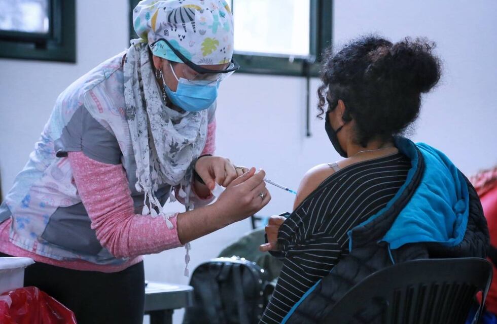 Santa Fe sumó 29 casos de coronavirus rumbo a 2.500.000 de personas vacunadas