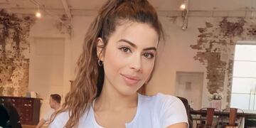 Sara Duque, la profesora de inglés de Julián Álvarez que es furor en redes sociales