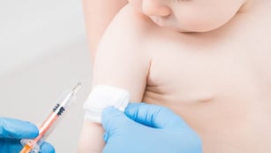 Es importante completar el esquema de vacunación. La tos convulsa se dispara a 57 casos y Rosario concentra más del 80% de los contagios