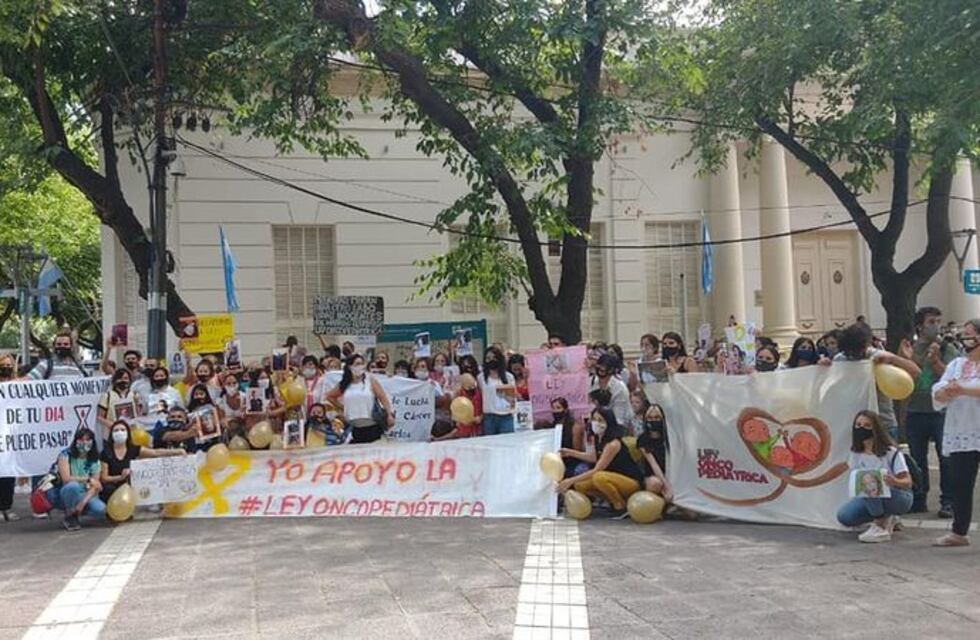 Piden una “ley de Oncopediatría” en Córdoba