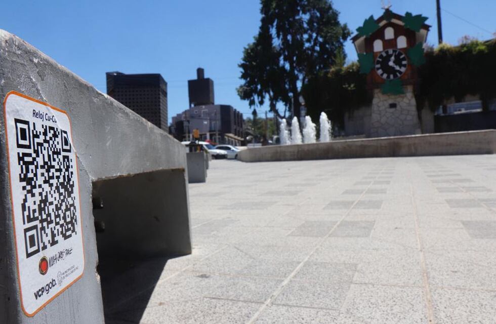 Colocaron códigos “QR” y reseñas en braille en los principales puntos turísticos de Carlos Paz