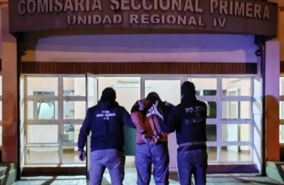 Puerto Rico: dos detenidos por el robo de una motocicleta a punta de cuchillo