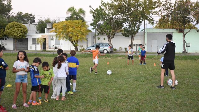 Distribuyeron alimentos donados a las escuelitas deportivas