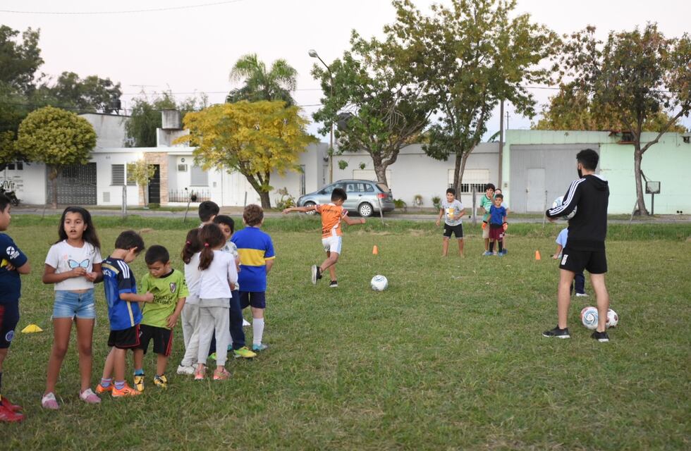 Distribuyeron alimentos donados a las escuelitas deportivas municipales