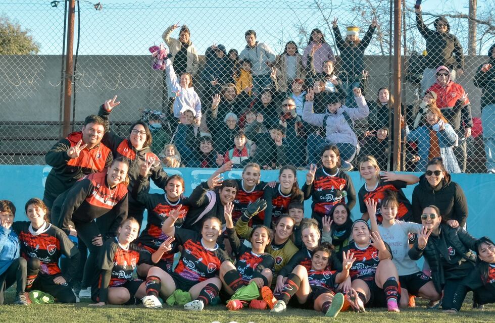 Fútbol Femenino: triunfazo de Sporting y clasificación a playoff