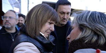 Patricia Bullrich reunida con víctimas de la inseguridad.