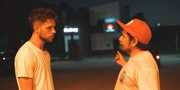 Santi Maratea y Omar, referente de la comunidad wichí de Misión Chaqueña, Embarcación, Salta