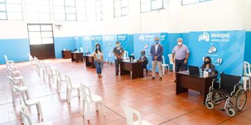 Uno por uno los puntos de vacunación para los mayores de 70 años en Mendoza