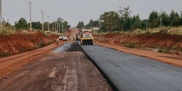 Dan inicio al último tramo de obras sobre la Ruta Provincial N°2.