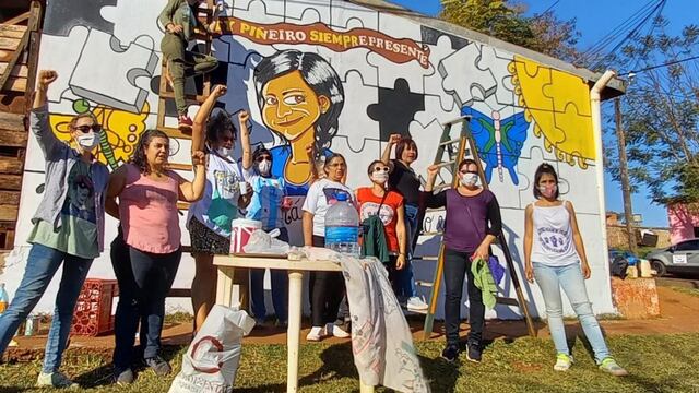 Puerto Esperanza: restauraron el mural en honor a Taty Piñeiro.