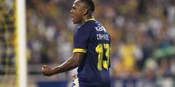 El futbolista de 23 años se convirtió en el goleador auriazul del torneo.