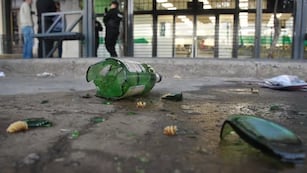Grupos reducidos de personas intentaron entrar violentamente a comercios