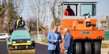 Matías Stevanato recorrió obras de repavimentación en dos distritos