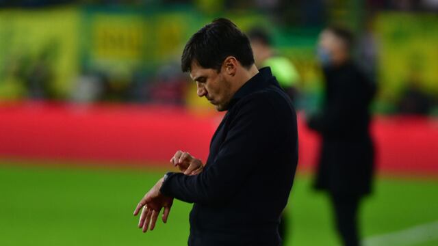 Hora de responder. Alexander Medina daría un sí entre lunes y martes. Así lo creen en Talleres (Federico López Claro).