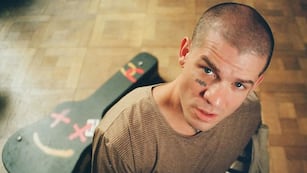 Quién es Ilan Amores: de mezclar punk y cumbia a la entrada triunfal con Gaspi en La Velada Del Año