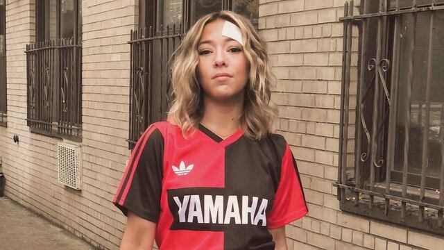 La joven que se disfrazó de Pochettino