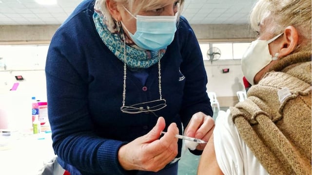 Avanza el plan de vacunación en Santa Fe.
