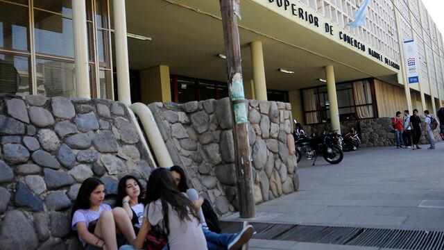 Suspenden clases en el colegio Manuel Belgrano de Córdoba.