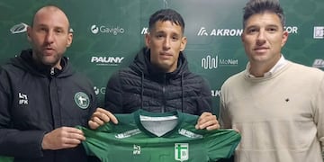 El Cuqui Fenando Márquez, ex Belgrano, ya posó con la camiseta de San Francisco (Foto: Prensa Sportivo Belgrano).