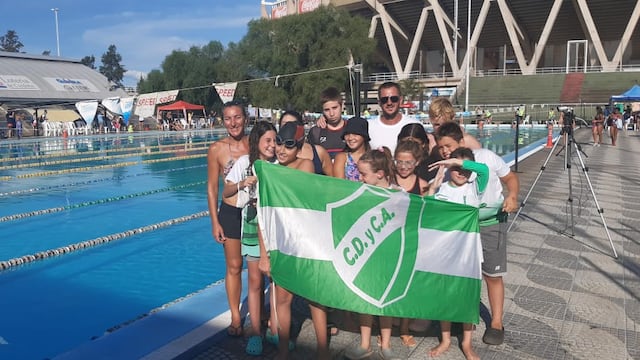 Nadadores del Cultural de Arroyito estuvieron en el Mario Alberto Kempes