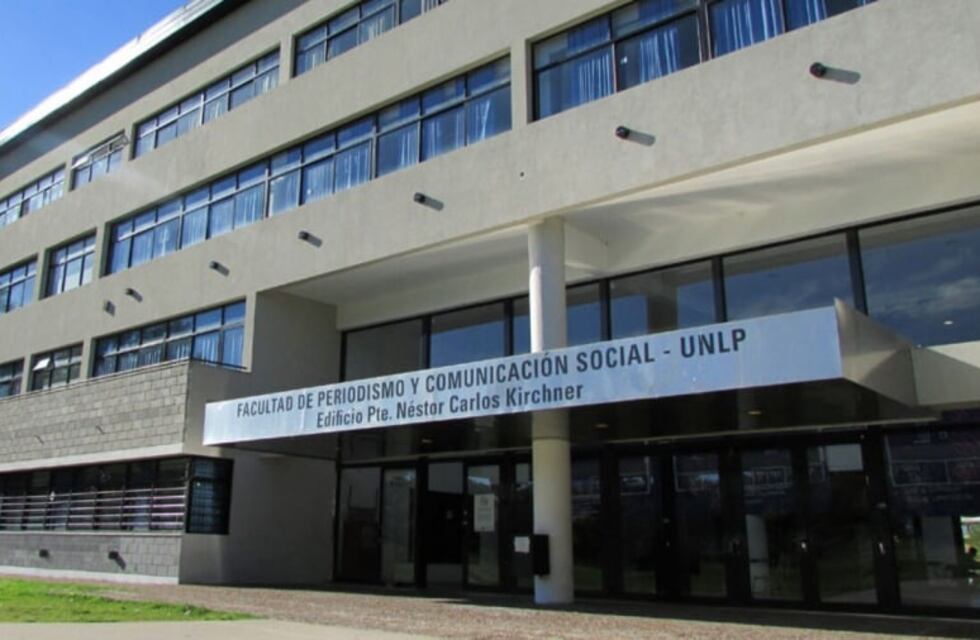 La Universidad de La Plata entregará el primer título “no binarie” a un estudiante de periodismo
