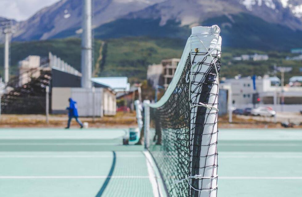 Ushuaia: Tras puesta en valor, las canchas de tenis municipales se encuentran habilitadas