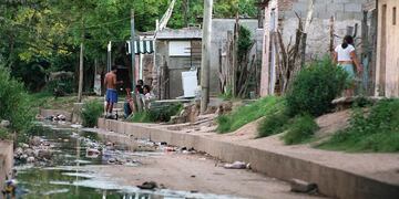 Uno de cada 10 cordobeses está bajo la línea de la indigencia. (Sebastián Salguero)