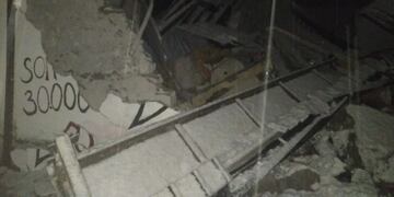 el gimnasio municipal que sufrió un derrumbe por la nevada en El Hoyo.