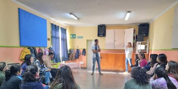 Gonzales Chaves: se desarrolla un Taller de Crianza Respetuosa