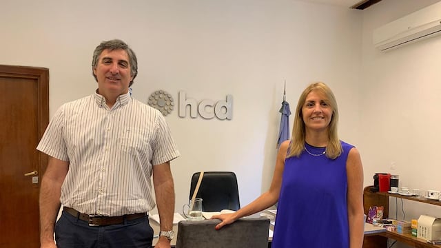 La Presidenta del Concejo Deliberante de General Pueyrredón recibió al Dr. Ariel Cherro, médico especialista en cuidados paliativos.