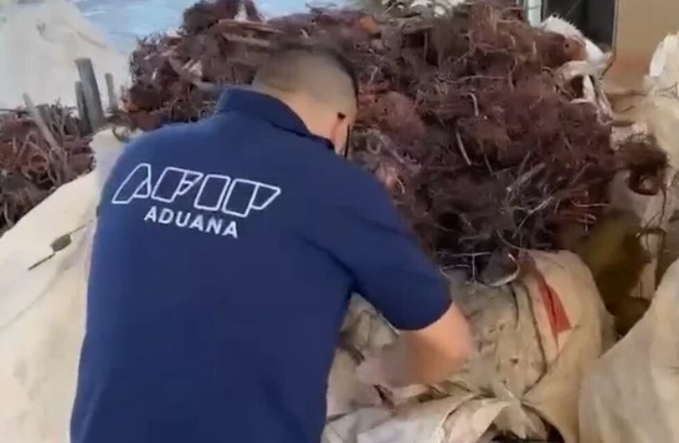 Contrabando en la Triple Frontera: incautan caravana que transportaba 18 toneladas de cobre y plomo