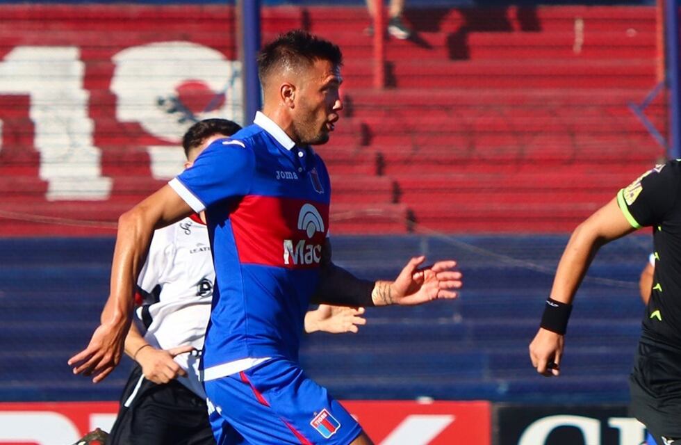 Newell’s suma a Gabriel Compagnucci como posible refuerzo junto a Juan Garro