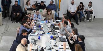 La Convención tomará juramento a Mónica Hoyos