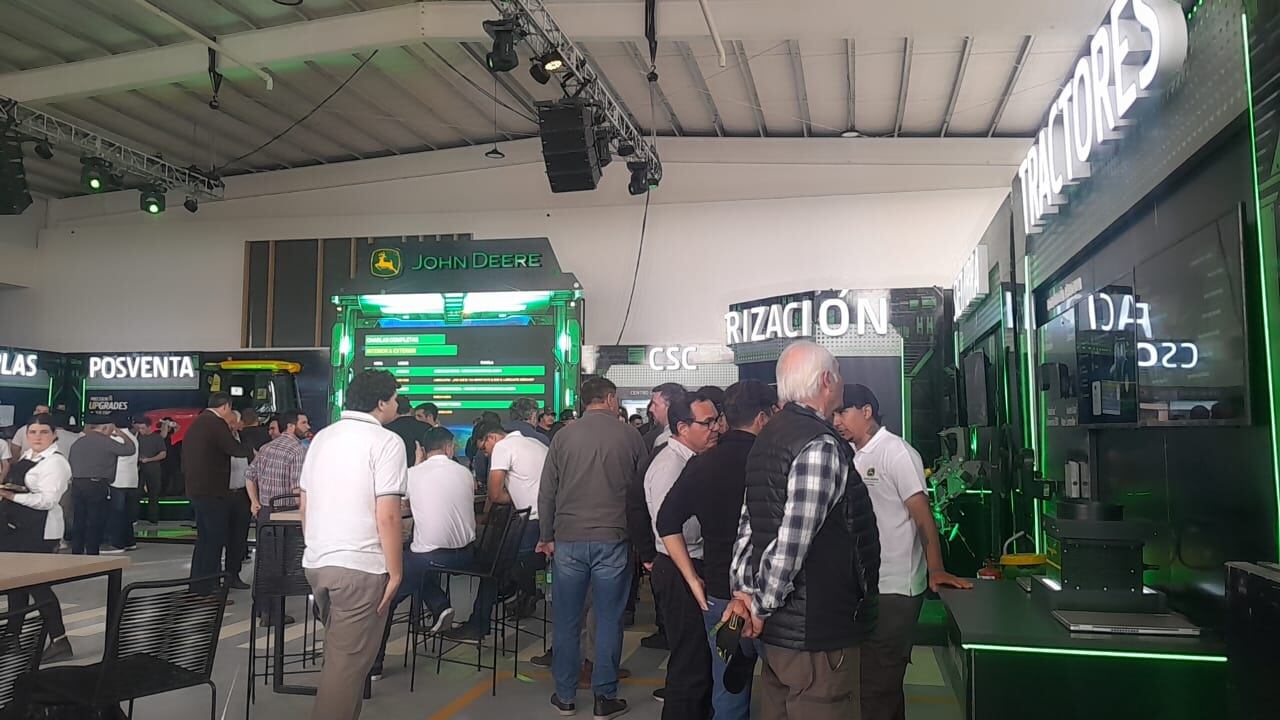 Ceres Tolvas inauguró su concesionaria totalmente renovada y lanzó la Feria Original John Deere 2025