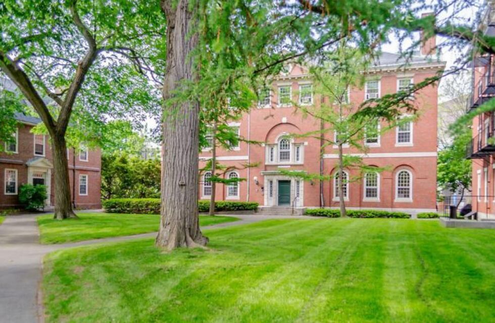 Las “difíciles condiciones de Argentina” motivaron el traslado a Uruguay de un centro de investigación de Harvard