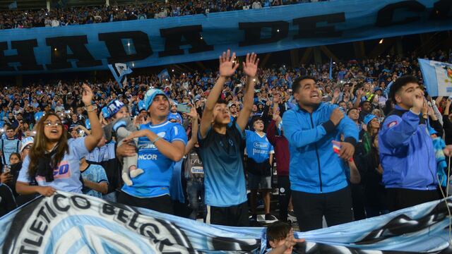 Una noche inolvidable: el campeón Belgrano le ganó a Chacarita y dio la vuelta olímpica con sus hinchas en el Kempes. Foto Javier Ferreyra