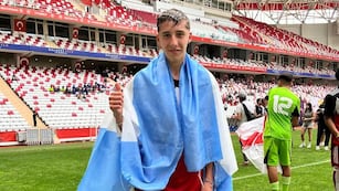 Se reavivó la polémica por Luca Scarlato: “Dicen que es una joyita y no te garantizan Primera”. (Gentileza)