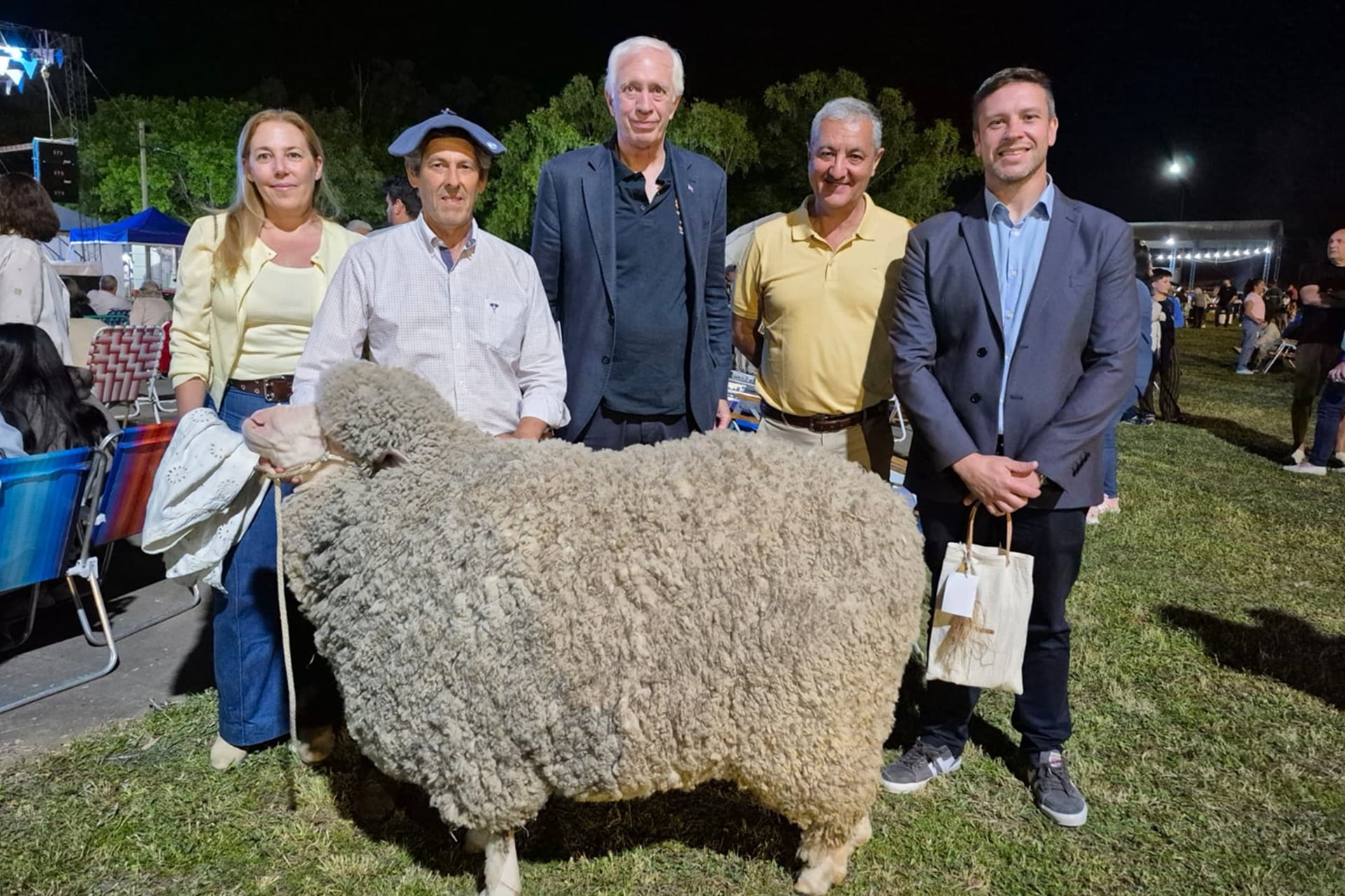 Muestra ovina - Urdinarrain