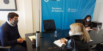 Fontana: Patricia Rodas firmó acuerdos con Nación para mejorar la infraestructura deportiva de la ciudad