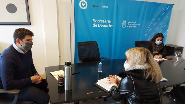 Fontana: Patricia Rodas firmó acuerdos con Nación para mejorar la infraestructura deportiva de la ciudad