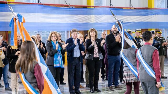 Acto central por los 207 años de la Independencia Argentina